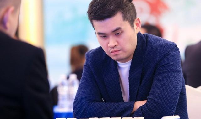 半岛体育APP下载-【述评】王天一的“入世”和许银川的“出世”