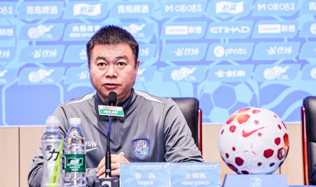 于根伟：客场赢球确实是值得高兴的事情，但我们还是要保持冷静